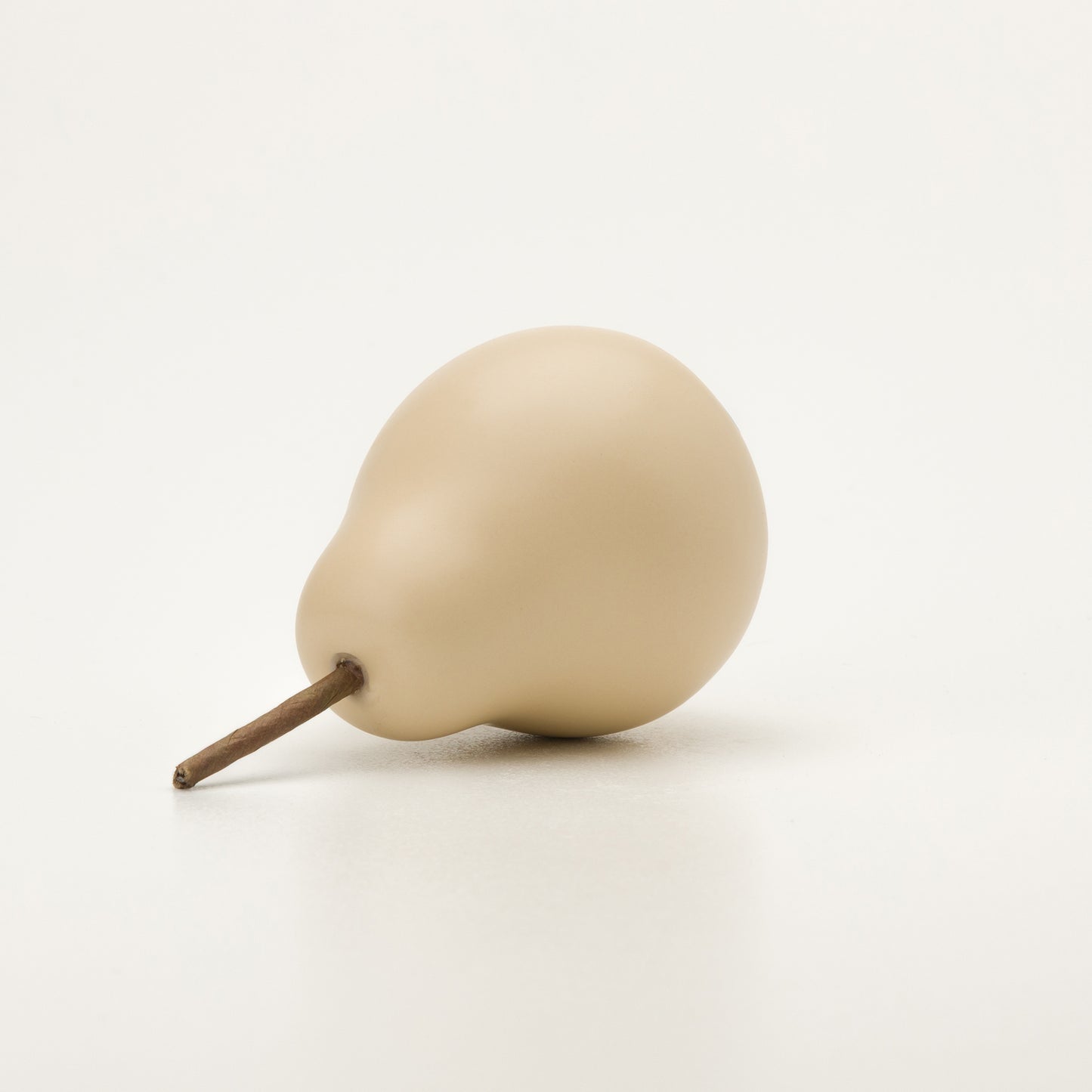 Керамична декоративна круша – натурална матова серия