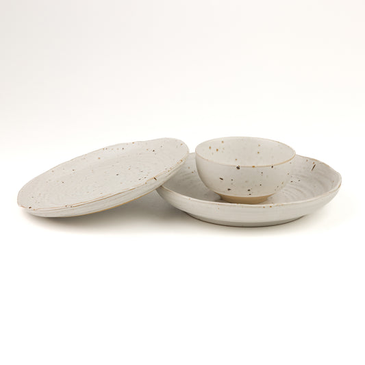 Керамичен комплект в ретро стил — чинии и купа