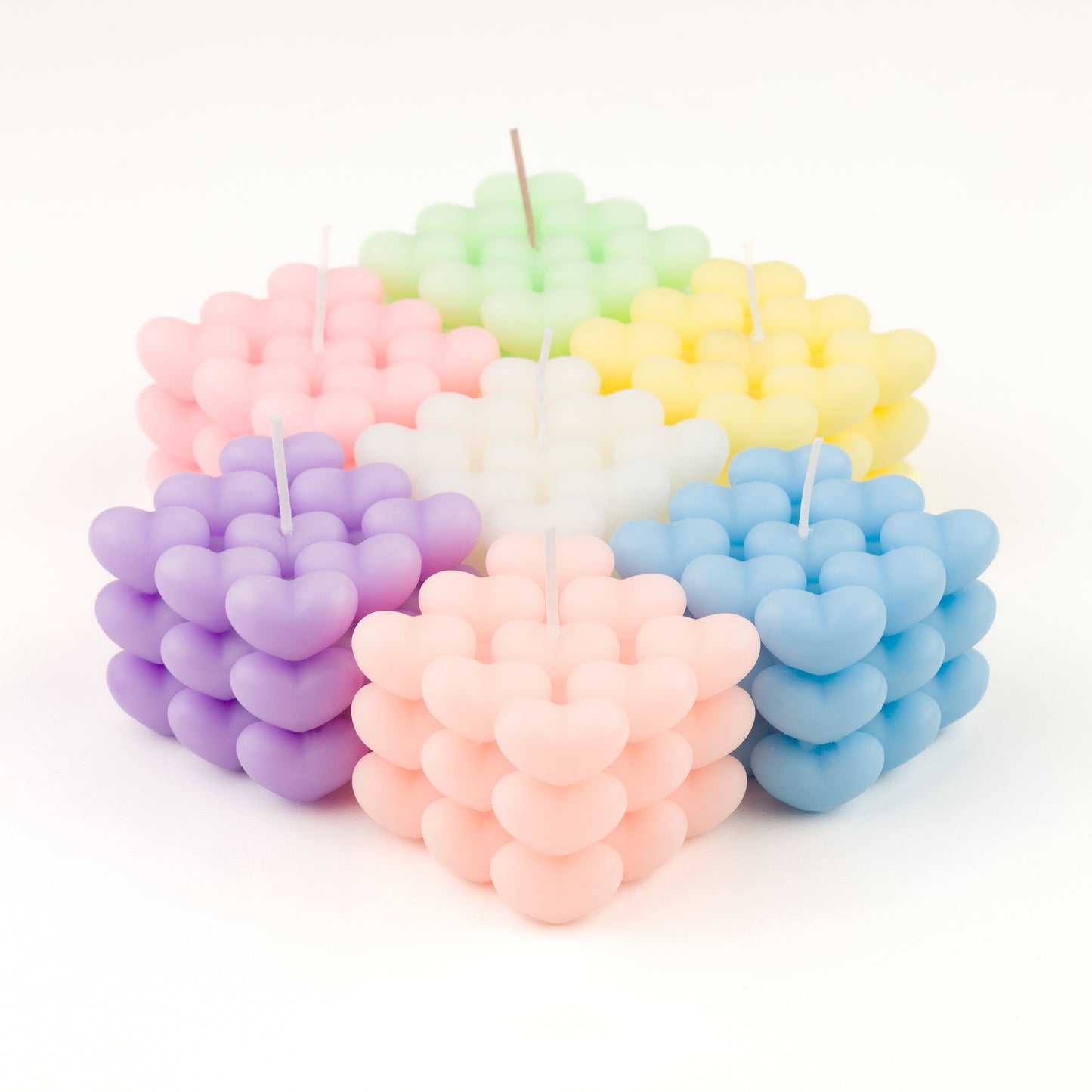 Мини ароматна свещ „Кубче сърце“ от соев восък