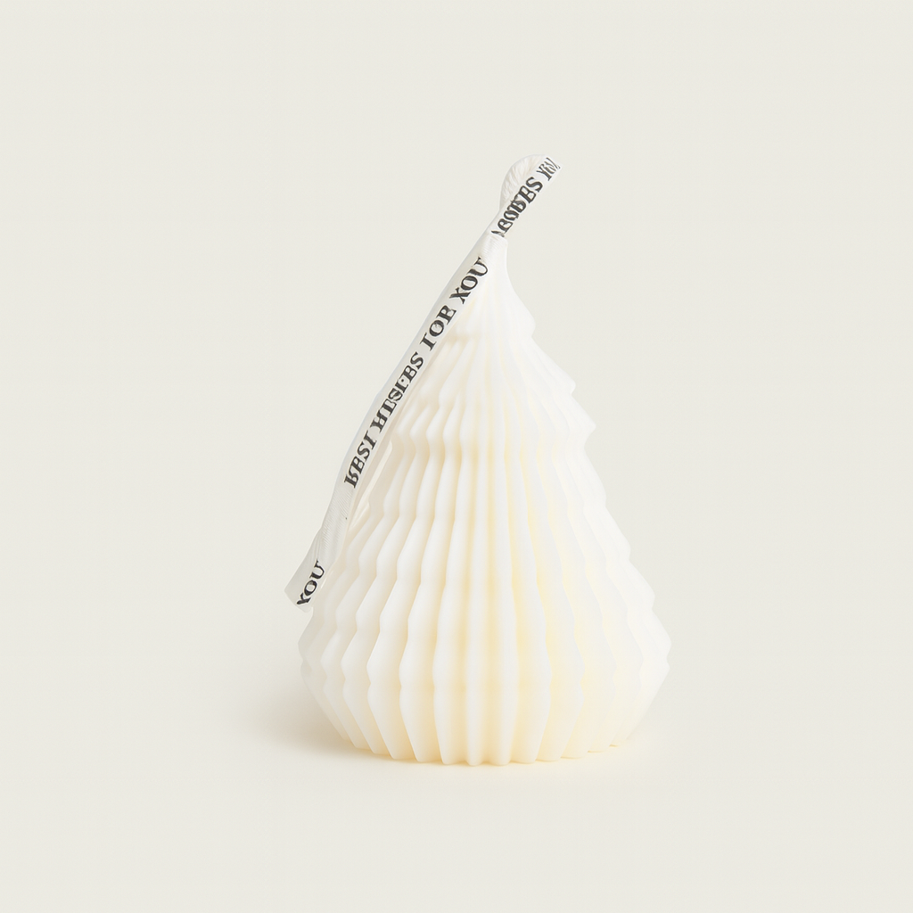 Ароматна свещ „Коледно дръвче“ – елегантна празнична декорация Детайли за продукта