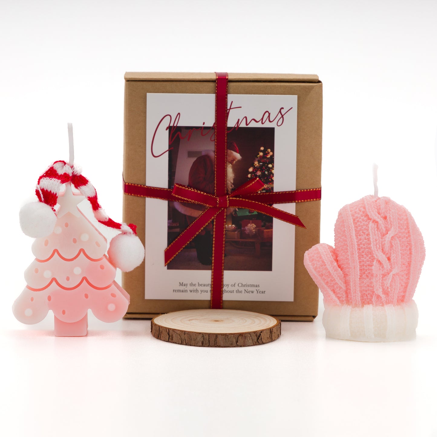 Коледна Подаръчна Кутия с Ароматна Свещ и Празнични Аксесоари – 4 Варианта